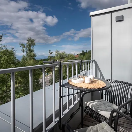 Apartment Trita Sk - Lebenski A27 - Infrasauna - Brand New - Parking *