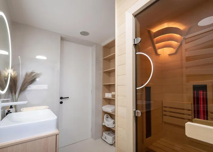 Trita Sk - Lebenski A27 - Infrasauna - Brand New - Parking